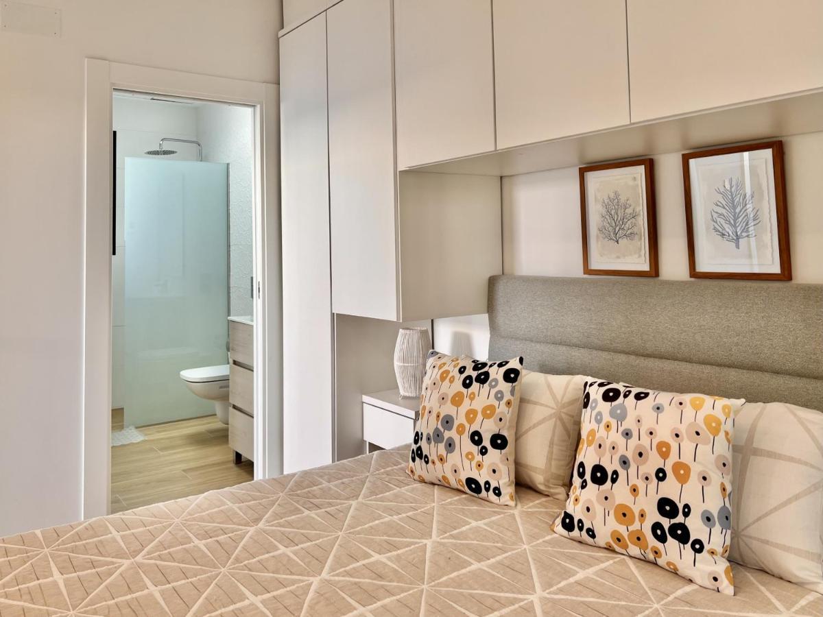 La Masion De Tout Seasonal Rental El Campello Kültér fotó