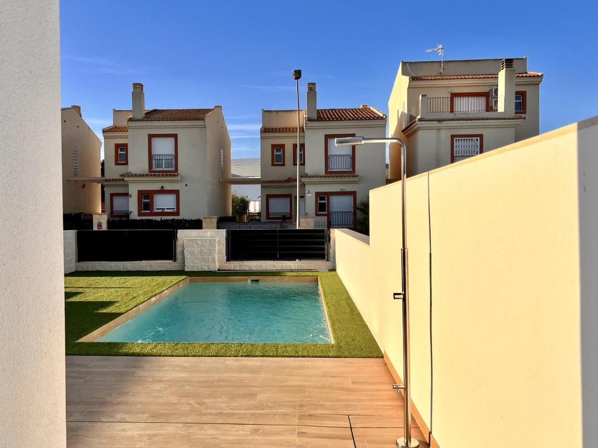 La Masion De Tout Seasonal Rental El Campello Kültér fotó