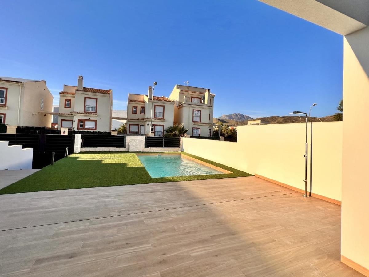 La Masion De Tout Seasonal Rental El Campello Kültér fotó