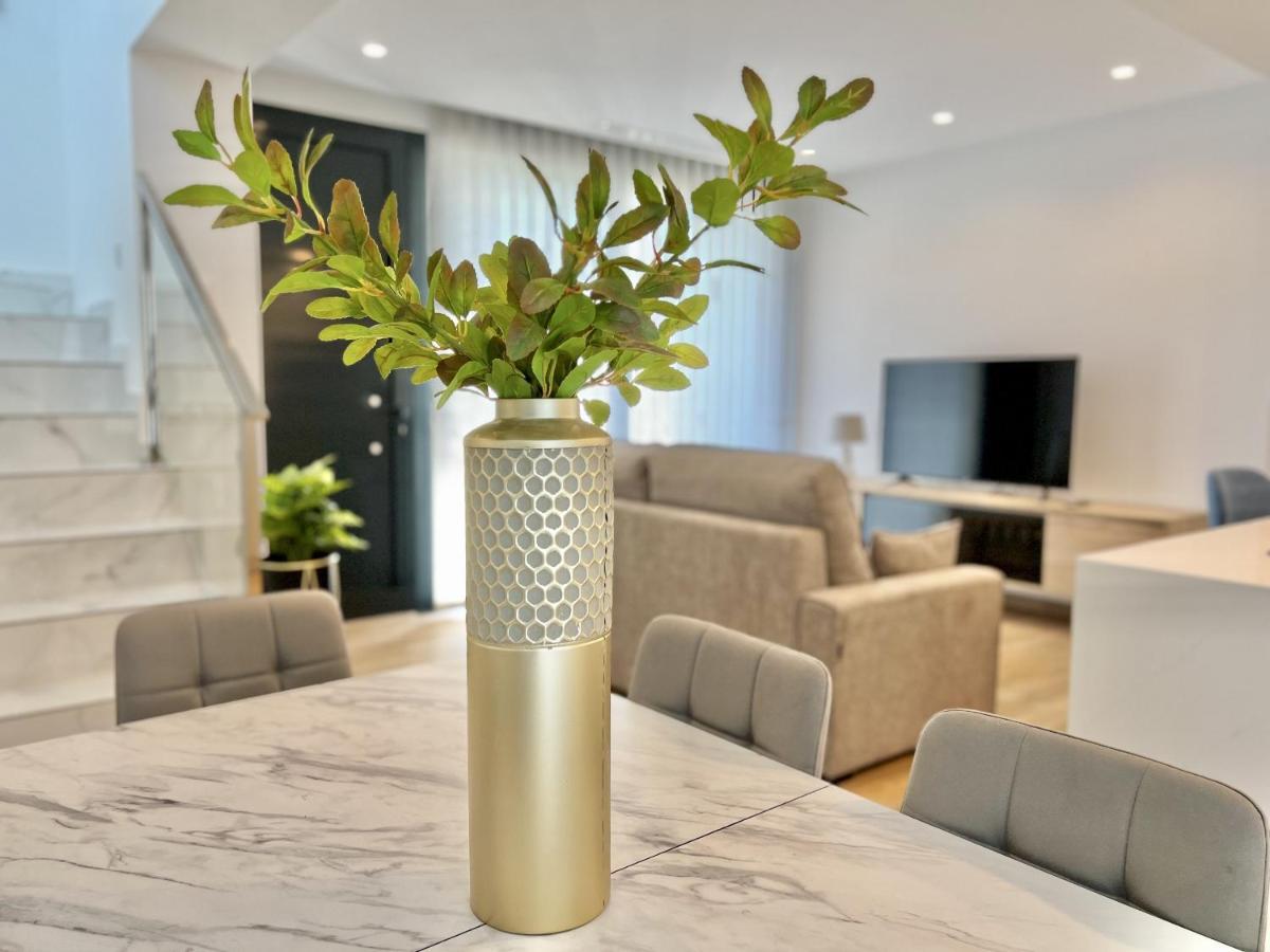La Masion De Tout Seasonal Rental El Campello Kültér fotó